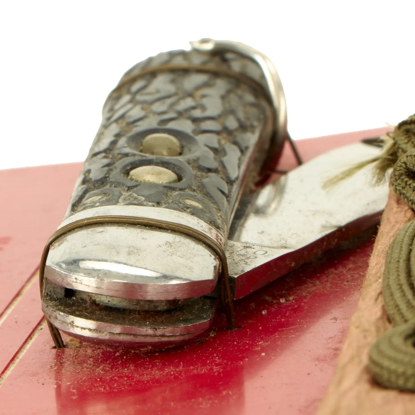 Original U.S. WWII Unissued Airborne Schrade "Presto" M2 Knife with Plastic Handle on Display Board