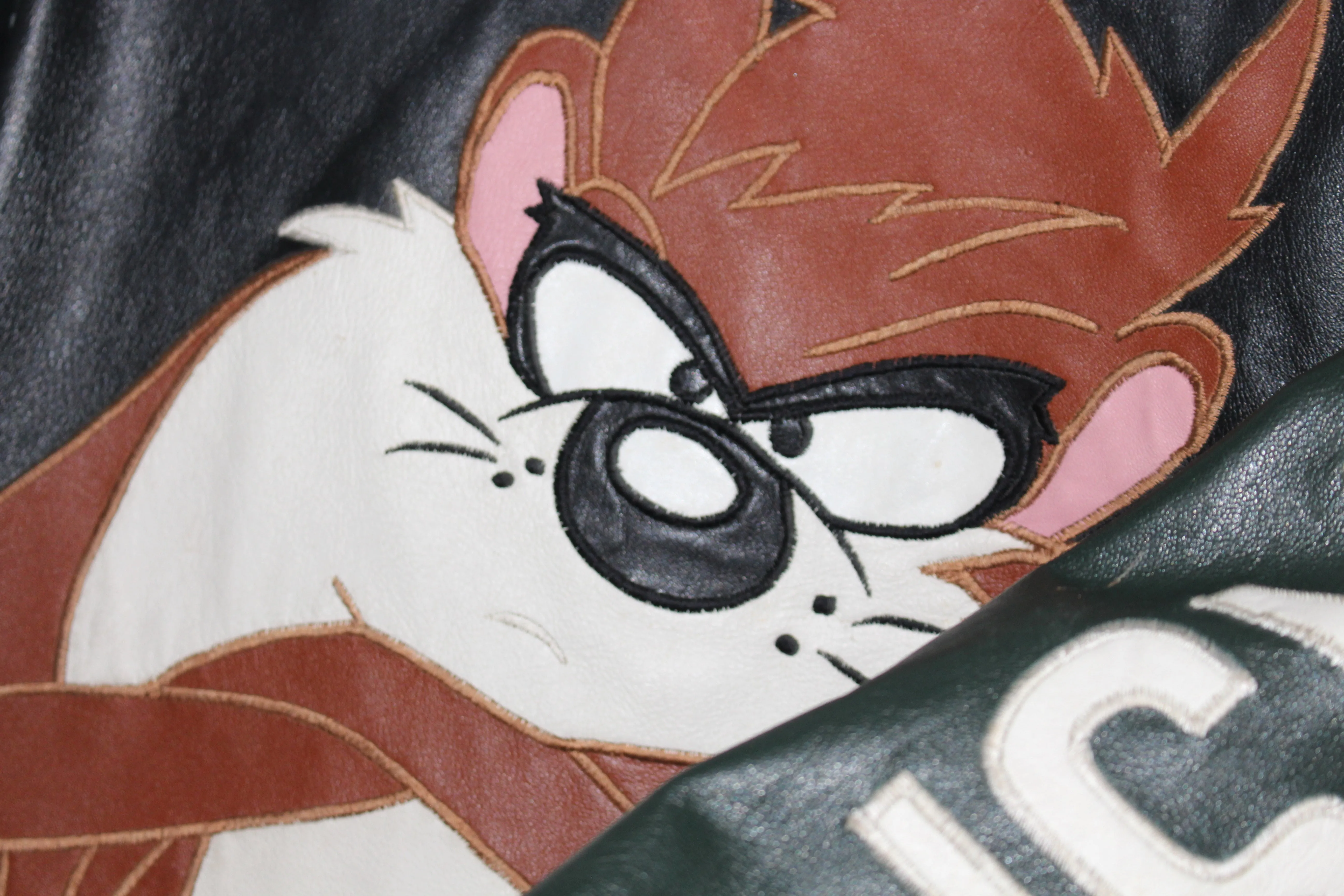 Rare Tasmanian Devil Looney Tunes Leather Jacket (S)