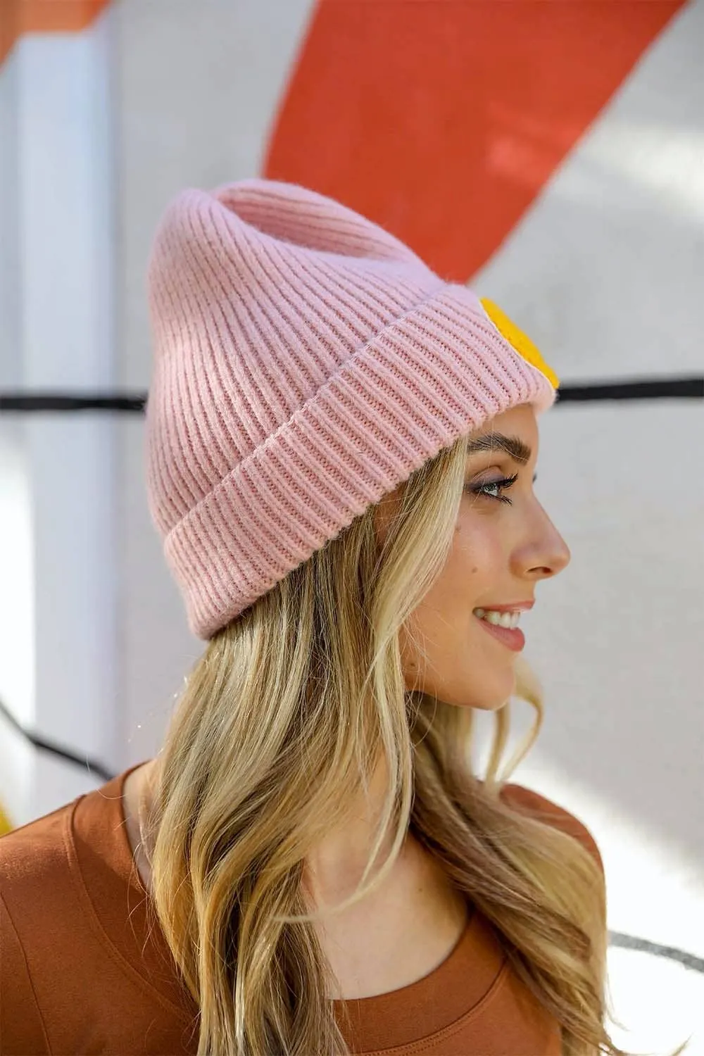 Smiley Face Ribbed Beanie (Pink)